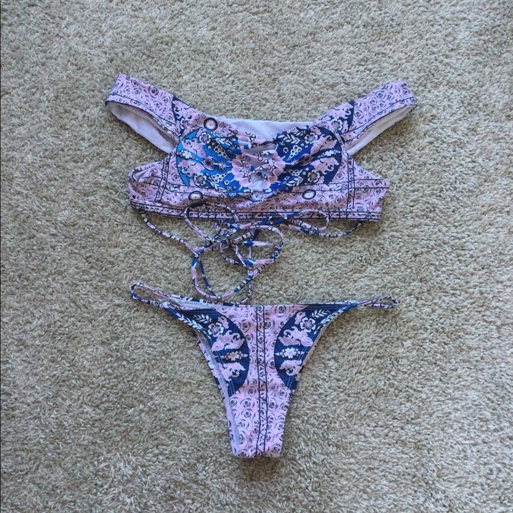 🔥🔥HOST PIC🔥🔥 Floral Bikini - Picture 2 of 16